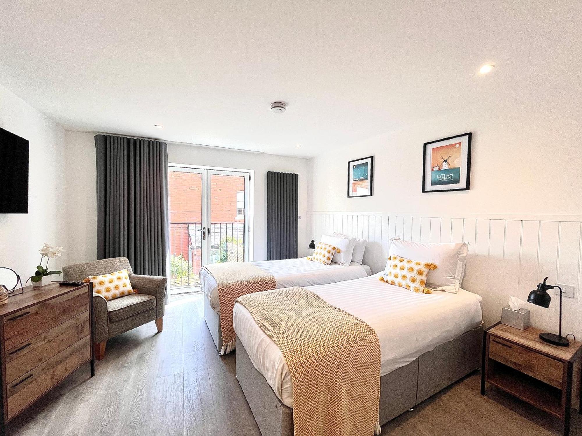 ليثام سانت أنيه Mode Apartments St Annes المظهر الخارجي الصورة